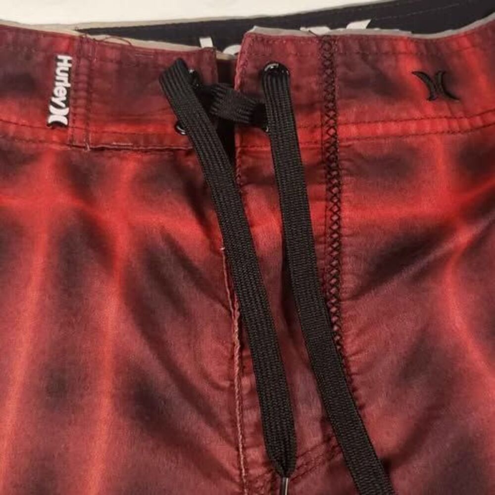 Hurley Red Orange Plaid Board Shorts 32 waist - Picture 2 of 5